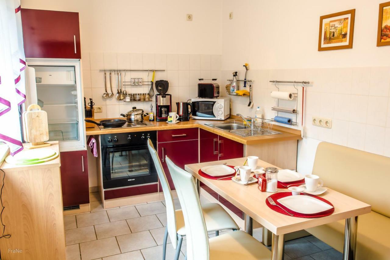 Schoene, Gemuetliche Wohnung Λειψία Εξωτερικό φωτογραφία