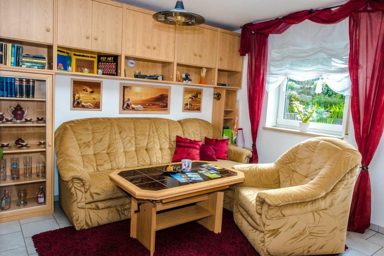 Schoene, Gemuetliche Wohnung Λειψία Εξωτερικό φωτογραφία